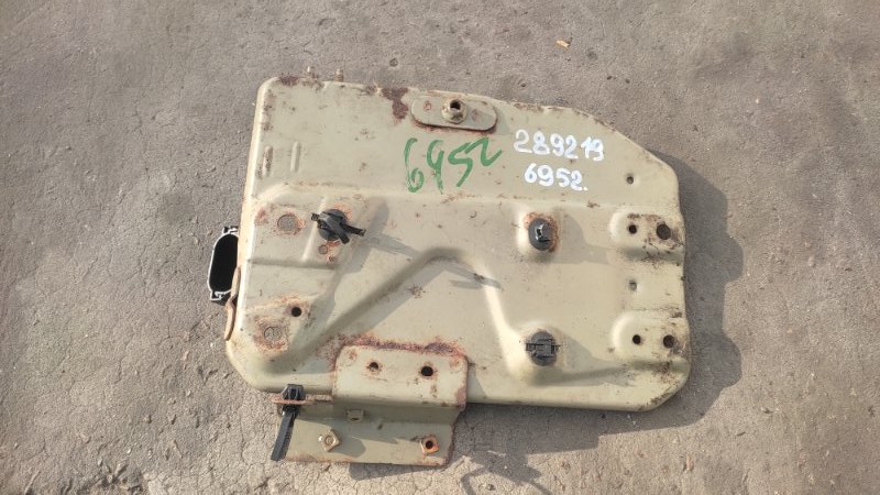 Полка аккумулятора VERSA B17 11-19 2013 SEDAN 1.6 HR16DE