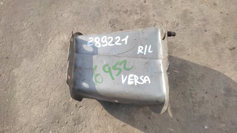 Кронштейн усилителя заднего бампера левый NISSAN VERSA B17 11-19 2013 SEDAN 1.6 HR16DE H5211-3ANMA Б/У