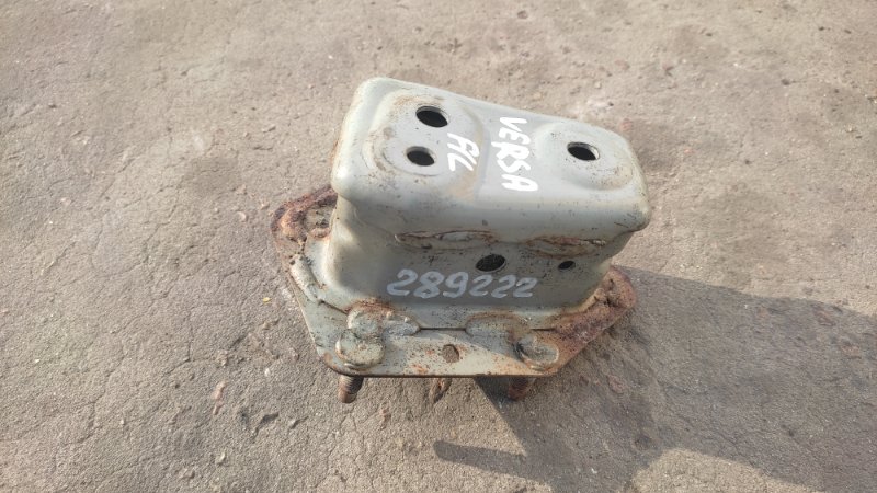 Кронштейн усилителя переднего бампера левый NISSAN VERSA B17 11-19 2013 SEDAN 1.6 HR16DE G5115-3BAMA Б/У