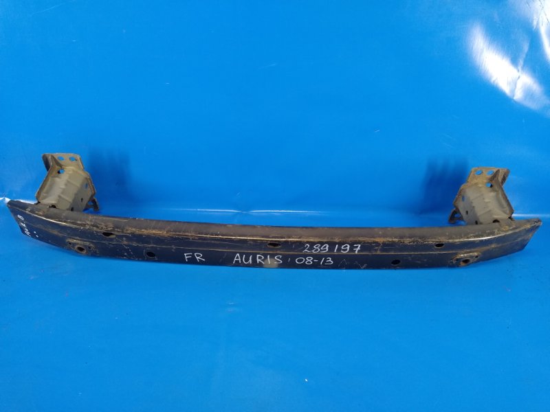 Запчасть усилитель переднего бампера TOYOTA AURIS 06-12 52021-02120 Б/У Усилитель переднего бампера TOYOTA AURIS 06-12 52021-02120 Б/У