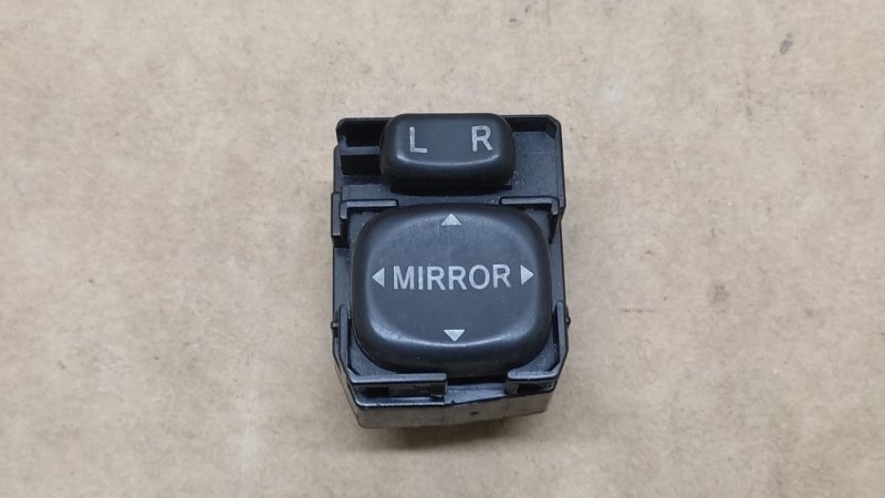 Блок управления зеркалами TOYOTA COROLLA 120 00-07 2004 ZZE130L 1.8L 1ZZ-FE 84872-02060 Б/У