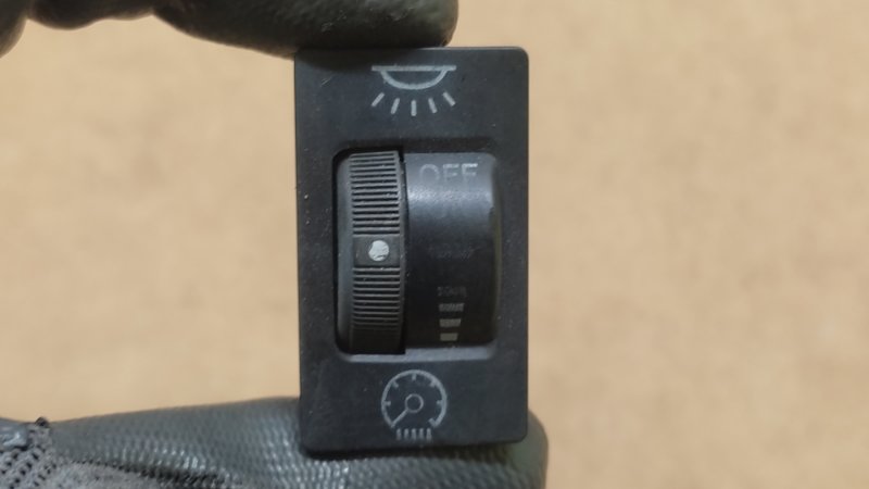 Блок управления освещением TOYOTA COROLLA 120 00-07 2004 ZZE130L 1.8L 1ZZ-FE 84119-02030 Б/У