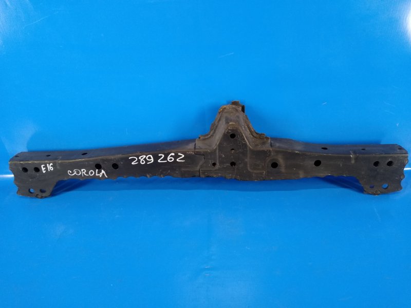 Балка под радиатор TOYOTA COROLLA E16 13- 5710402230 Б/У