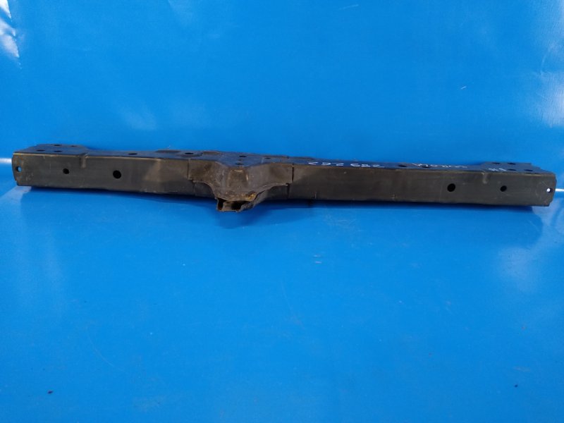 Балка под радиатор COROLLA E16 13-