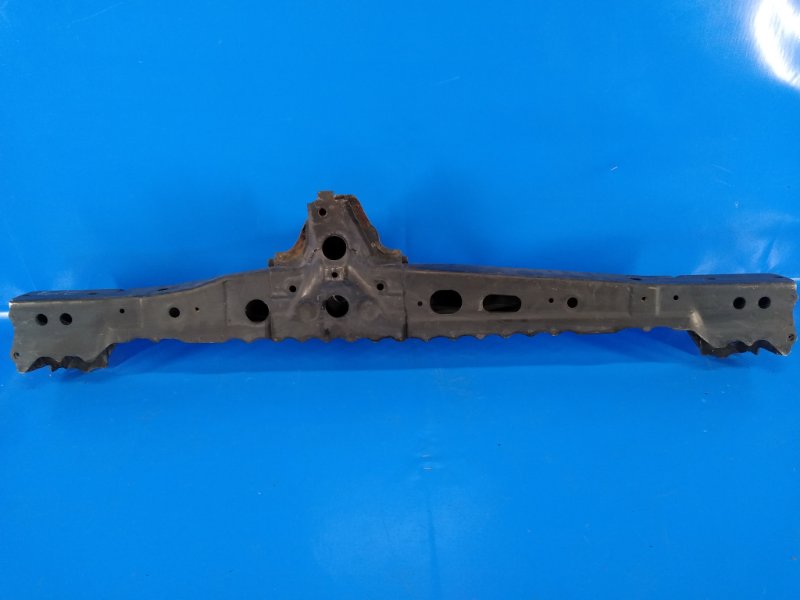 Балка под радиатор TOYOTA COROLLA E16 13-