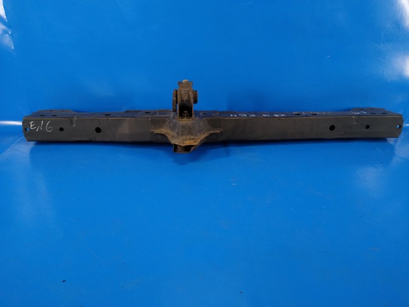 Балка под радиатор COROLLA E16 13-