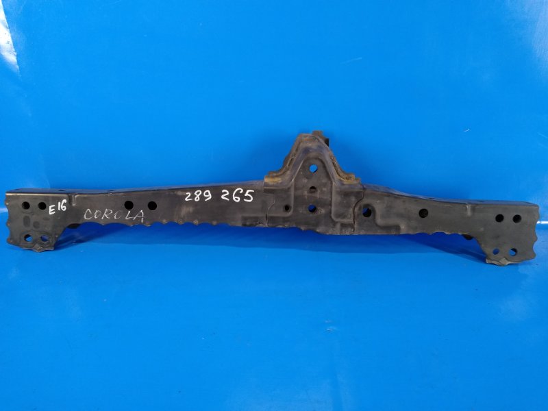 Балка под радиатор TOYOTA COROLLA E16 13- 5710402230 Б/У