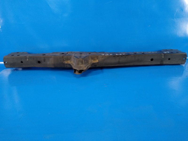 Балка под радиатор COROLLA E16 13-