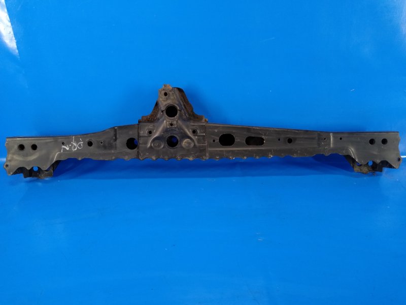 Балка под радиатор TOYOTA PRIUS - 30 09-17 Балка под радиатор TOYOTA PRIUS - 30 09-17