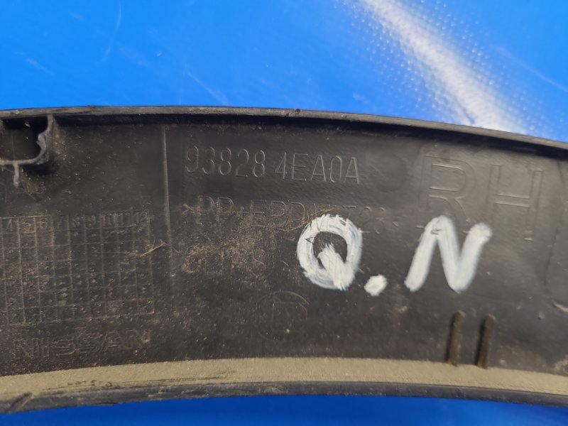 Накладка крыла (расширитель арки) задняя правая NISSAN QASHQAI/ROGUE SPORT 14-