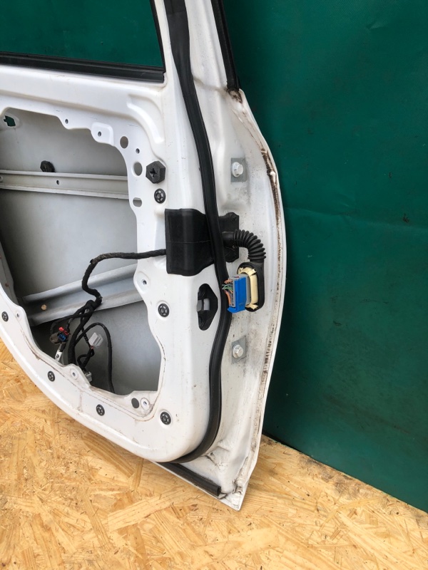 Дверь задняя левая DART 12-16 2015 2.4 ED6