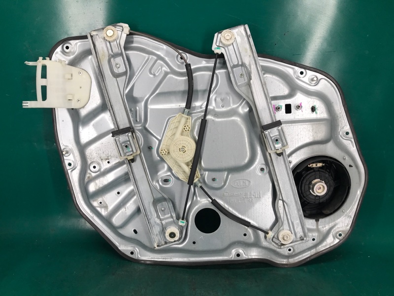 Стеклоподъемник передний правый SORENTO XM 09-14 2009 2.4 Стеклоподъемник передний правый SORENTO XM 09-14 2009 2.4