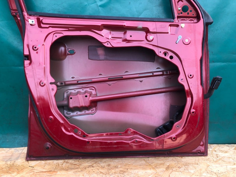 Дверь передняя левая SORENTO XM 09-14 2009 2.4 Дверь передняя левая SORENTO XM 09-14 2009 2.4