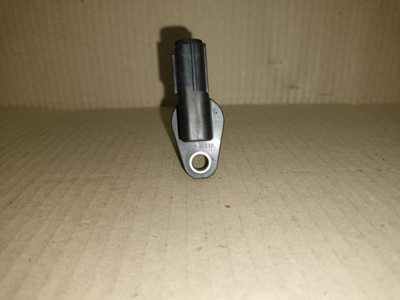 Датчик положения коленвала LEXUS LS460 06-12 4.6