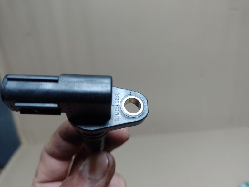 Датчик положения коленвала LS460 06-12 4.6
