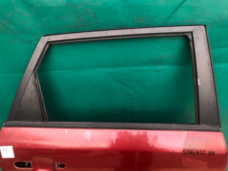 Дверь задняя правая SORENTO XM 09-14 2009 2.4