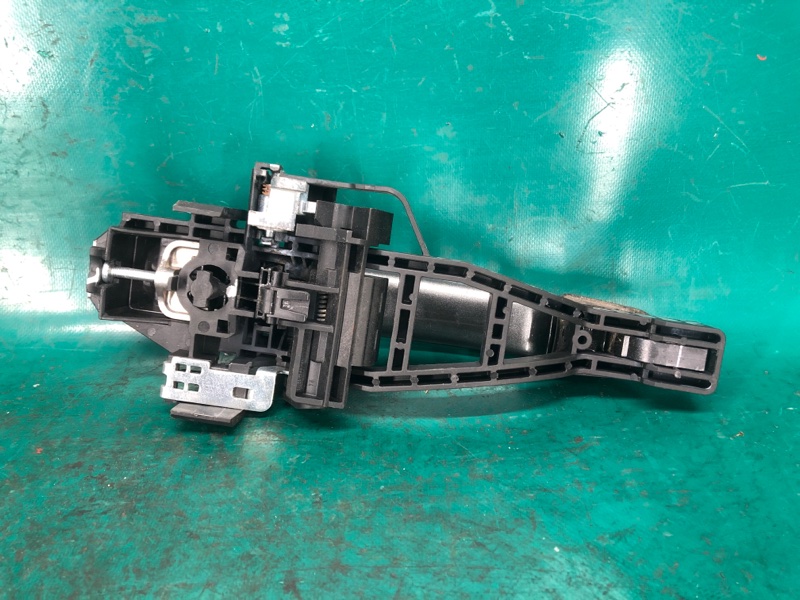 Ручка двери наружная задняя правая FOCUS 10-18 2016 2.0