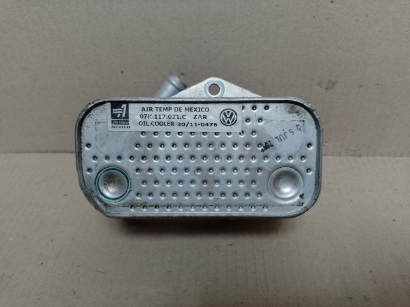Теплообменник двигателя VOLKSWAGEN PASSAT B7 11-15 CBTA 2.5L