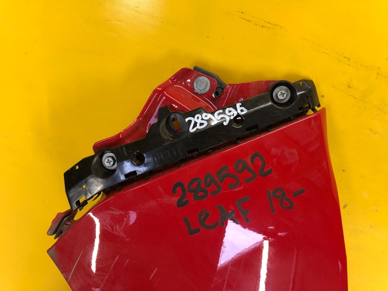 Кронштейн переднего бампера (на крыле) передний левый NISSAN LEAF 18- 62225-5SK0A Б/У