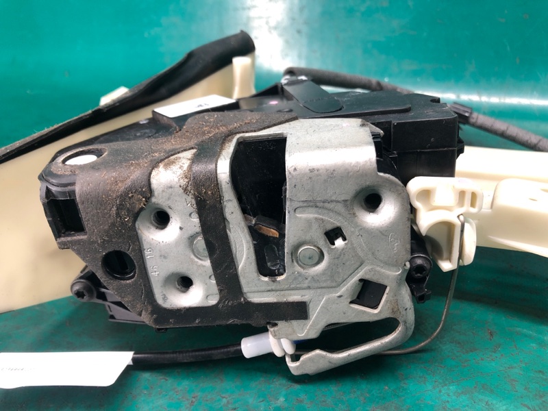 Замок двери задний левый FOCUS 10-18 2017 2.0