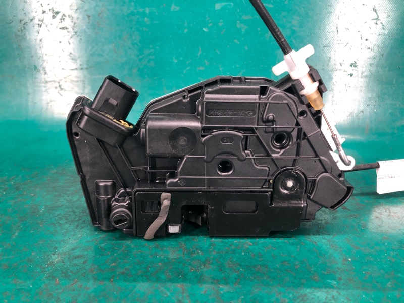 Замок двери задний левый TIGUAN 08-17 2016 2.0 CCTA