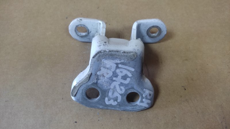 Петля двери нижняя передняя правая TOYOTA AVALON 05-12 2005 GSX30 3.5 2GR-FE 68730-AC010 Б/У