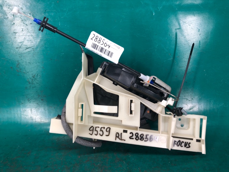 Замок двери задний левый FOCUS 10-18 2016 2.0