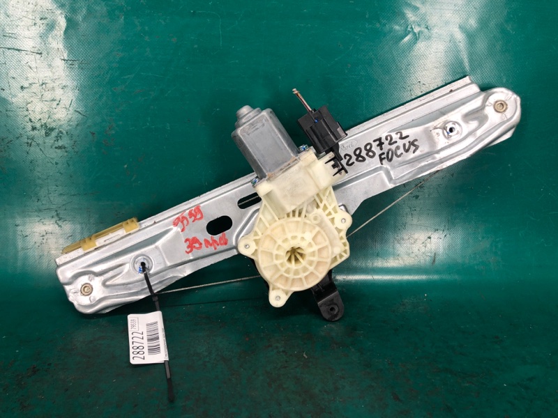 Стеклоподъемник задний правый FORD FOCUS 10-18 2016 2.0 CM5Z-5827000-A Б/У