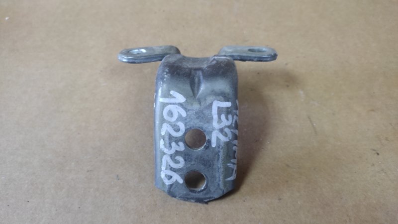 Петля двери нижняя передняя левая ALTIMA L32 07-12 2011 Седан 3.5