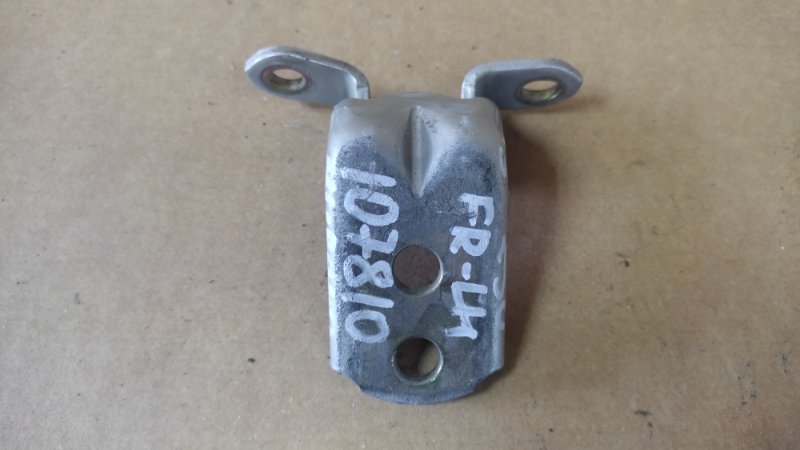 Петля двери нижняя передняя левая MURANO Z50 02-07 Петля двери нижняя передняя левая MURANO Z50 02-07