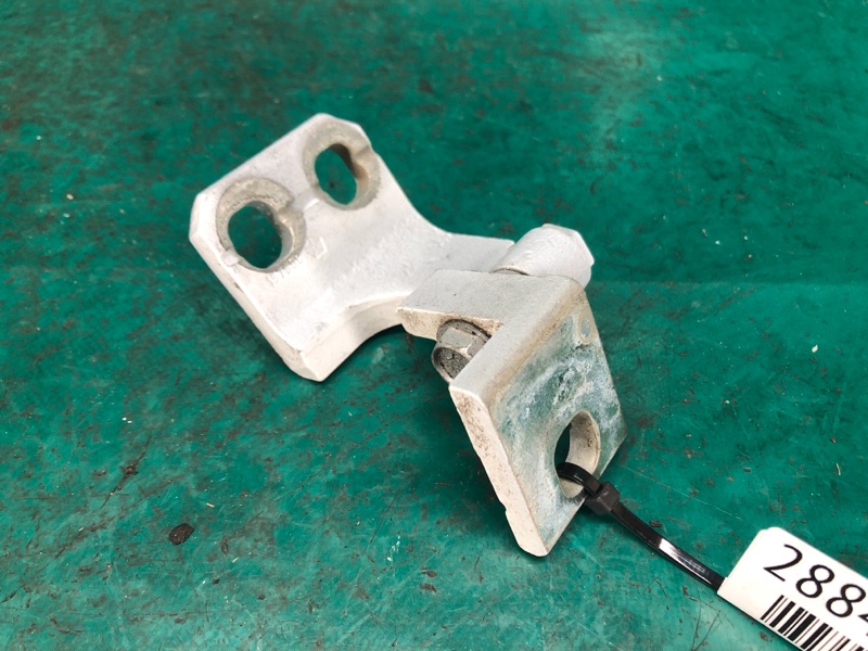 Петля двери нижняя передняя правая DART 12-16 2015 2.4 ED6