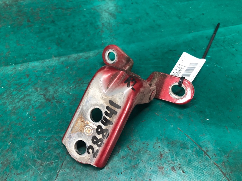 Петля двери нижняя задняя левая KIA SORENTO XM 09-14 2009 2.4 79350-2B020 Б/У