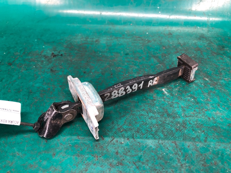 Ограничитель двери задний правый ACURA RDX 12-19 2017 72840-TX4-A01 Б/У