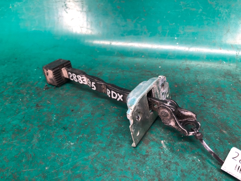 Ограничитель двери передний правый ACURA RDX 12-19 2017 72340-TX4-A01 Б/У