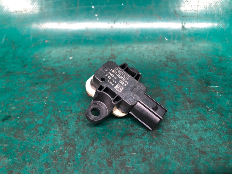 Датчик удара передний левый FORD FOCUS 10-18 2016 2.0 HM5Z-14B345-A Б/У