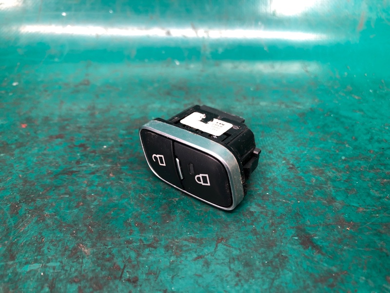 Кнопка центрального замка передняя левая FORD FOCUS 10-18 2017 2.0 F1EZ-14028-A Б/У