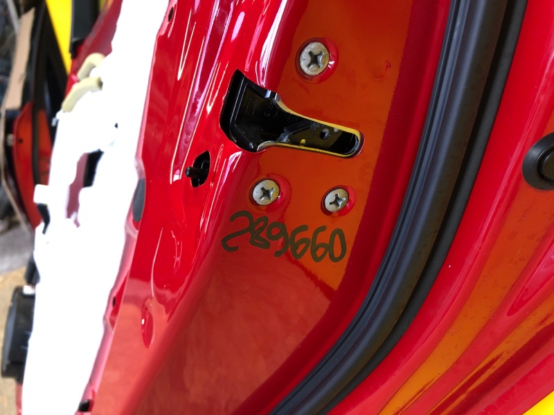 Замок двери задний правый NISSAN LEAF 18- 82500-4NP0C Б/У