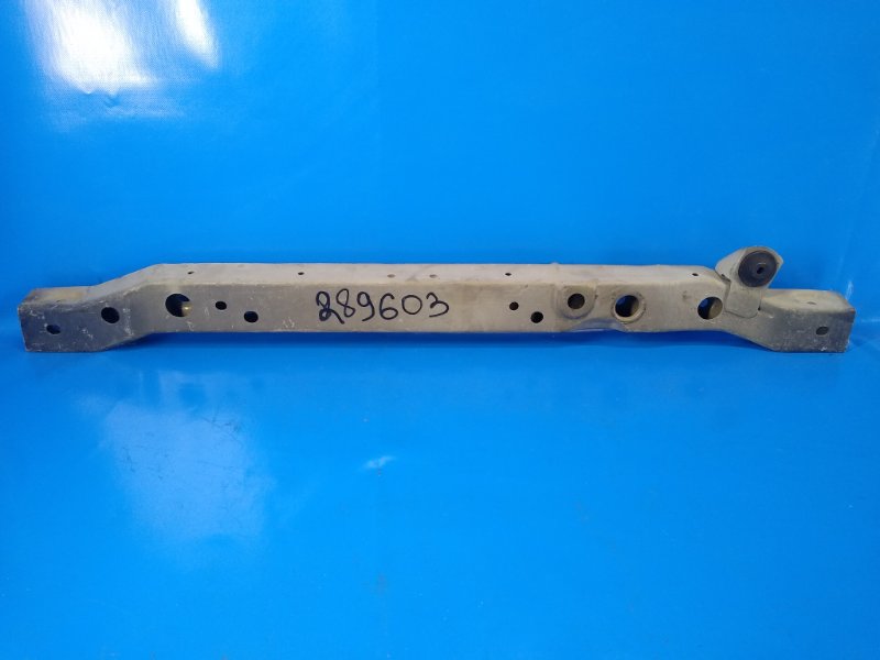 Запчасть балка под радиатор NISSAN PULSAR (NB17) 13–18 F25303ZLMA Б/У Балка под радиатор NISSAN PULSAR (NB17) 13–18 F25303ZLMA Б/У