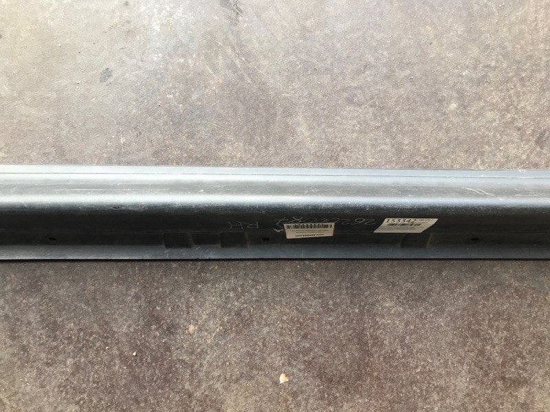 Накладка порога наружная правая JUKE 10-19 2011 Внедорожник 1.6 MR16DDT Накладка порога наружная правая JUKE 10-19 2011 Внедорожник 1.6 MR16DDT