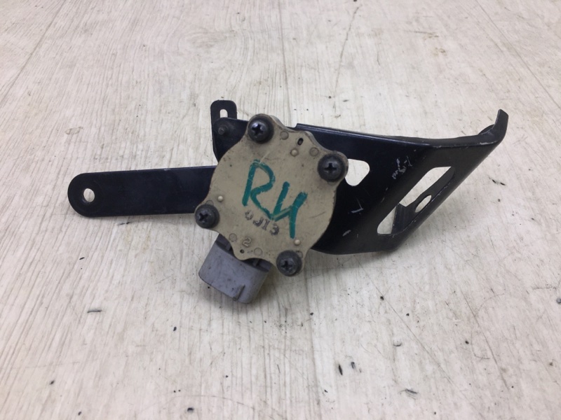 Датчик положения кузова задний левый LEXUS LS430 00-06 89408-50060 Б/У