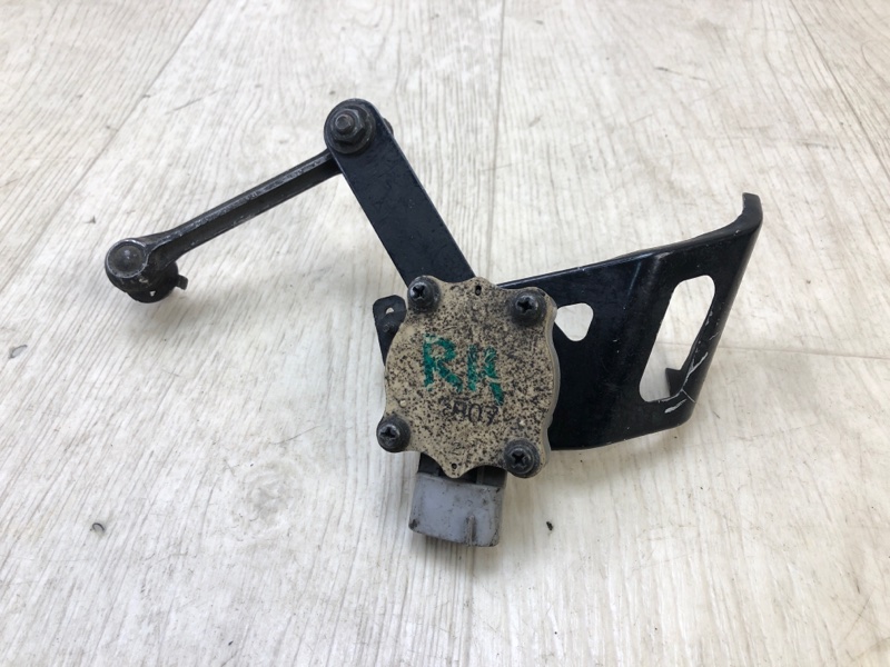 Датчик положения кузова задний левый LEXUS LS430 00-06 89408-50060 Б/У