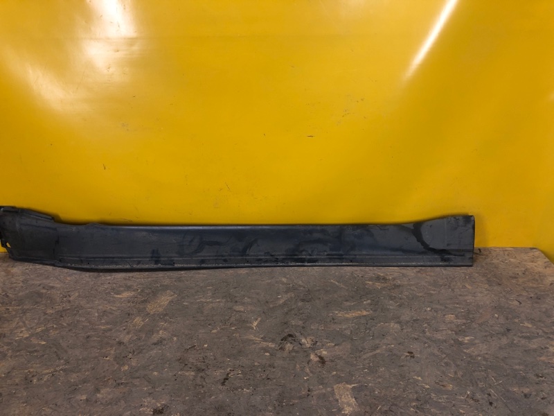 Накладка порога наружная левая MITSUBISHI PAJERO 06-21 7405A093 Б/У