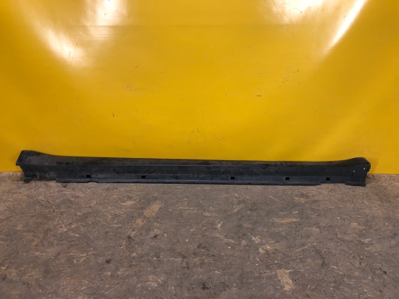 Накладка порога наружная правая SUBARU OUTBACK 09-14 BR Б/У