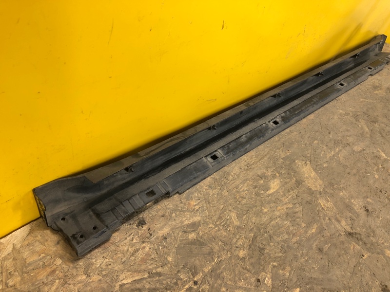 Накладка порога наружная правая SUBARU OUTBACK 09-14 BR