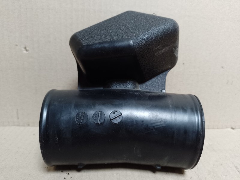 Резонатор воздушного фильтра PRIUS - 30 09-17