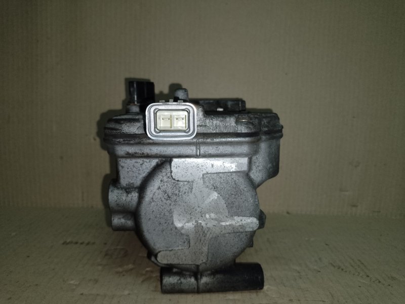 Компрессор кондиционера TOYOTA PRIUS - 30 09-17