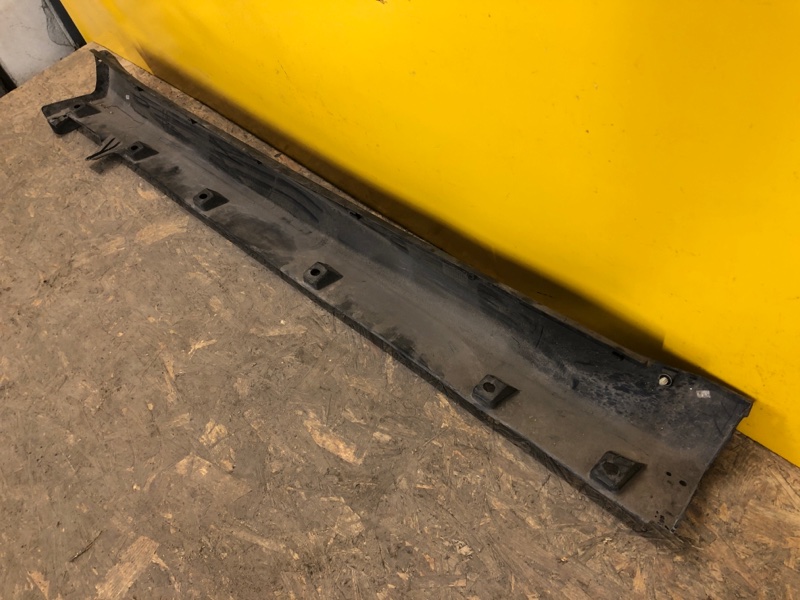 Накладка порога наружная левая VITARA 15-