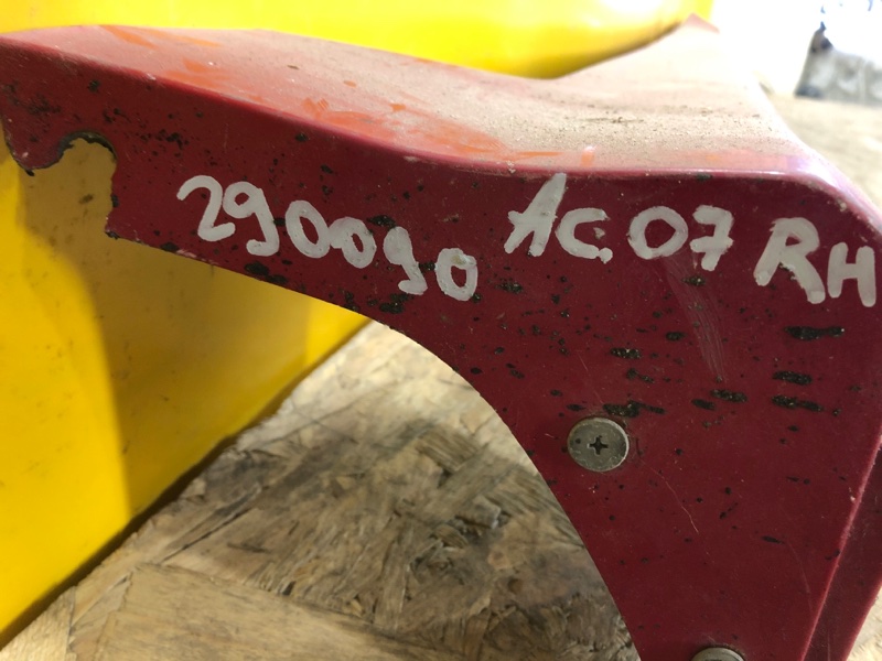 Накладка порога наружная правая ACCORD CL7 / TSX 03-08