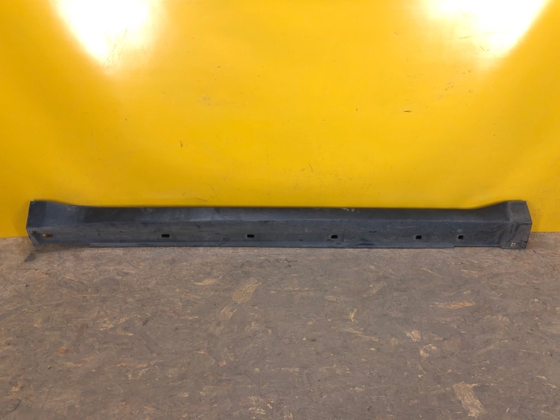 Накладка порога наружная правая SUBARU FORESTER SH 07-12 91112SC020 Б/У