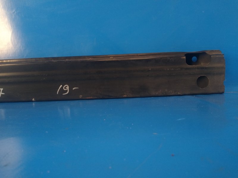 Усилитель заднего бампера TOYOTA CAMRY 70 17-